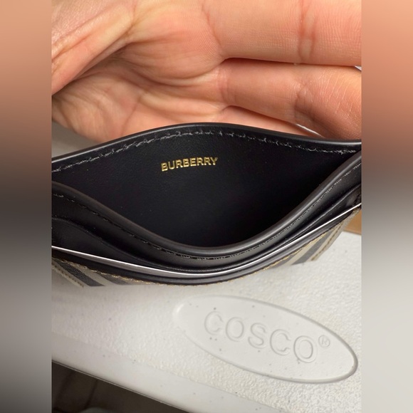 NEW BURBERRY SANDON BEIGE CHECK CANVAS LEATHER LOGO CARD HOLDER CASE WALLET . - Picture 8 of 8